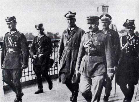 Józef Piłsudski zdjecia obrazy - most poniatowskiego.jpg