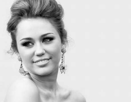 Miley Cyrus - miley_cyrus gray.jpg
