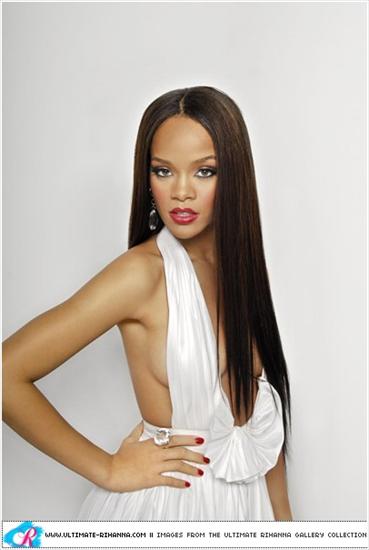Rihanna - 78-sesjazdjeciowa.jpg