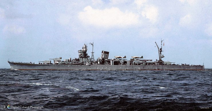 krążowniki lekkie - Yahagi 1943.jpg