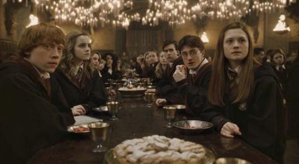 Książę Półkrwi - Ginny, Harry, Neville, Hermiona i Ron.jpg