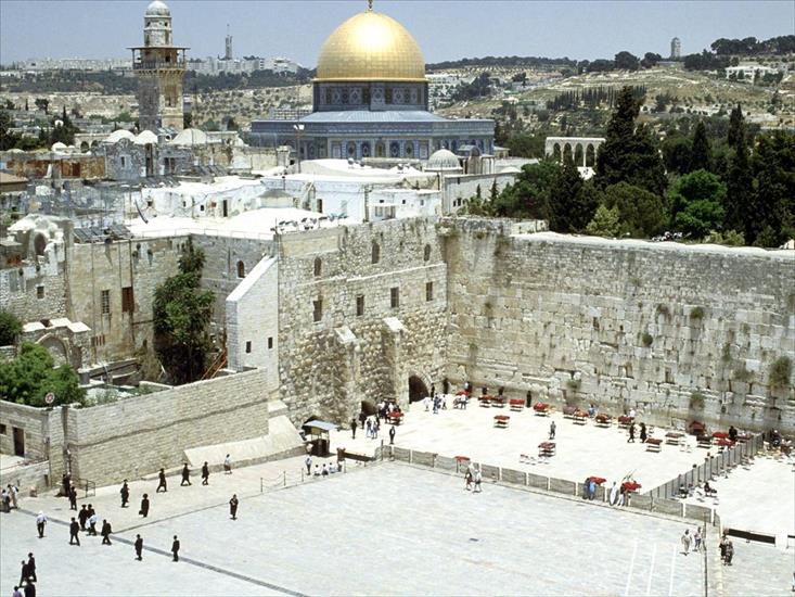 Podróż dookoła świata - Western Wall and Omar Mosque, Jerusalem, Israel.jpg