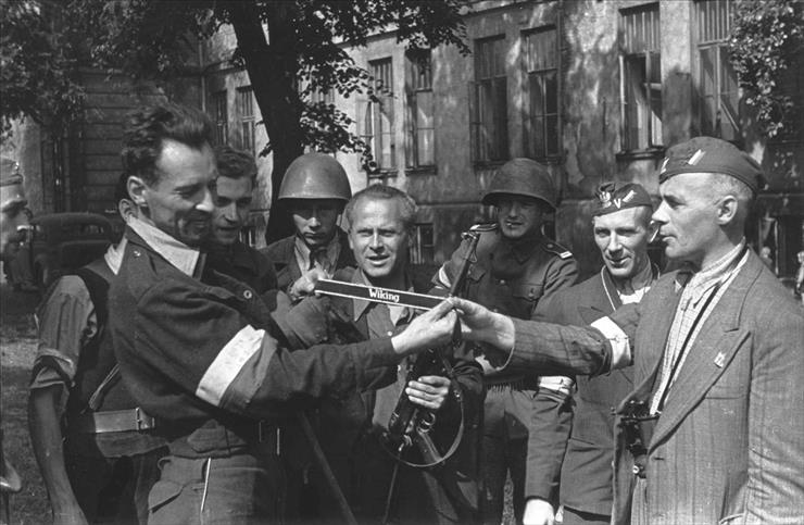Powstanie Warszawskie 1 August - 2 October 1944 - 11.jpg