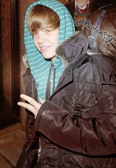 Justin Bieber - 9.png