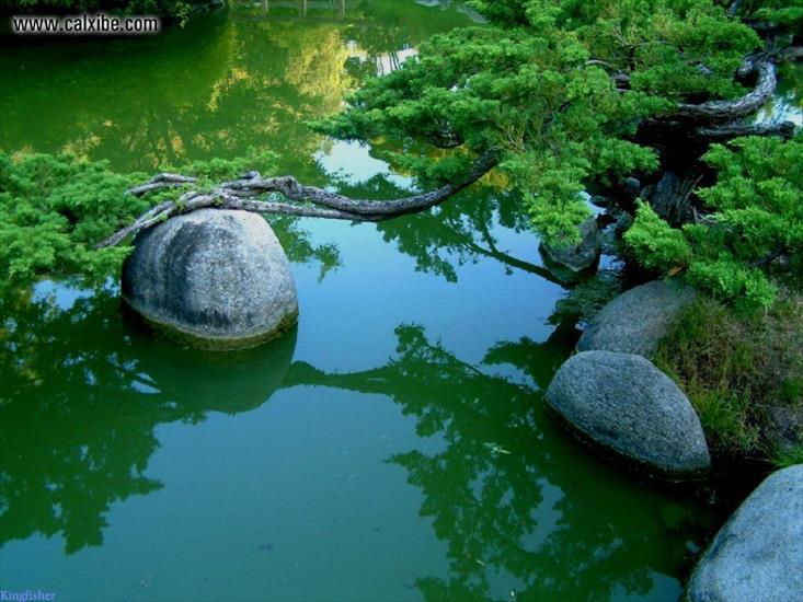 Japonia - JapaneseGardenRocks.jpg