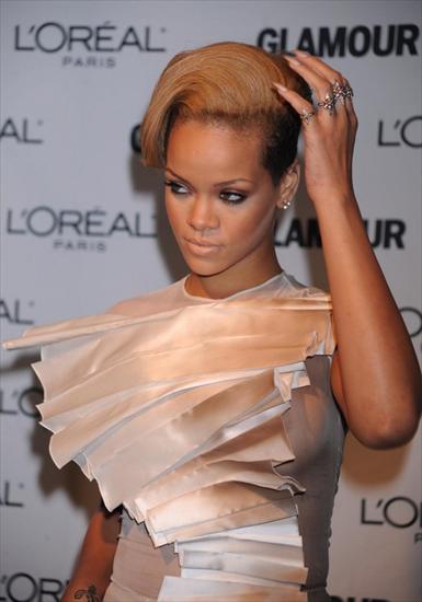  Rihanna - Rihanna-See-Through-Pictures-women-of-the-year-10.jpg