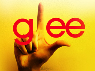 Glee - glee_320x240.jpg