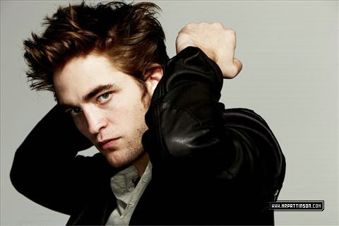 Robert Pattinson - 141.jpg