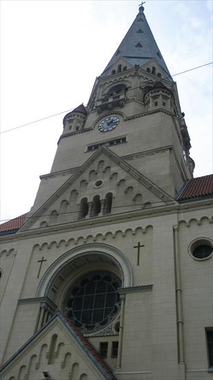 Kościoły w Polsce - P8040029.JPG
