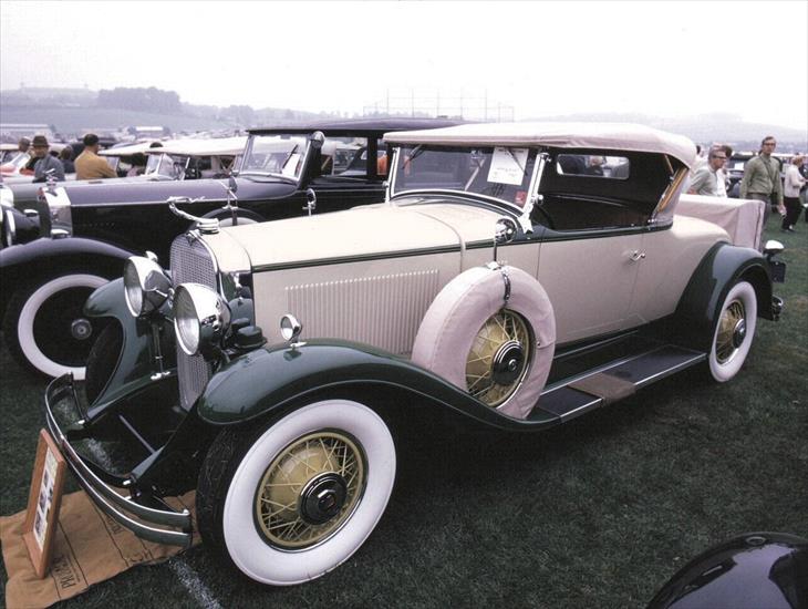  STARE SAMOCHODY - 1929 Cadillac Roadster w-Rumble Seat Cream  Green.jpg