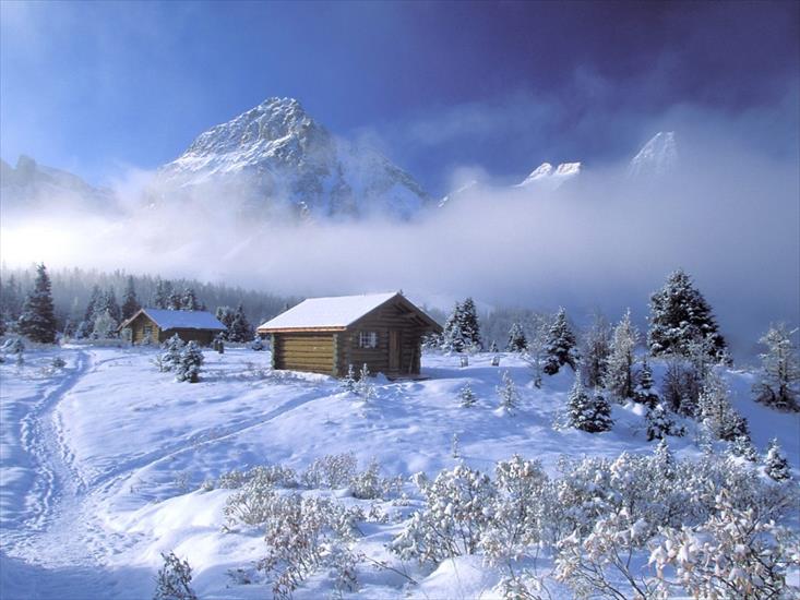 Galeria - Winter_wallpapers_Winter_cabin_in_the_mountains_011532_.jpg