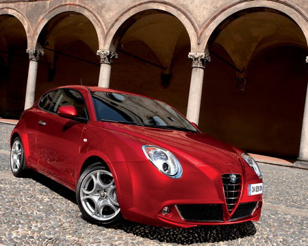 Alfa Romeo - 108042-bigthumbnail.jpg