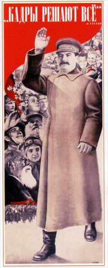 Plakat radziecki 1932-41 - Kadri reshayut 1935 Klucis.jpg
