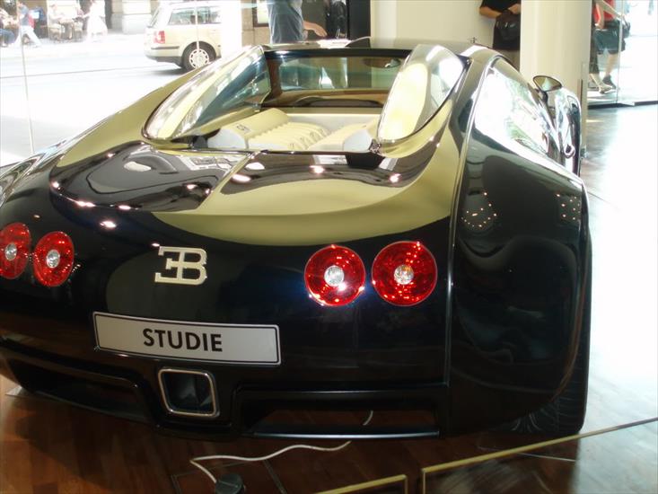 Bugatti - Bugatti77.jpg