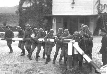 wrzesień 1939 - germaninvasion1939barriersmall.jpg
